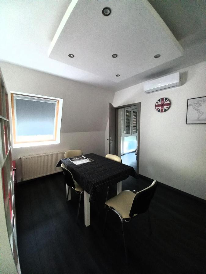 Buckingham Palace Apartman, Debrecen Eksteriør bilde