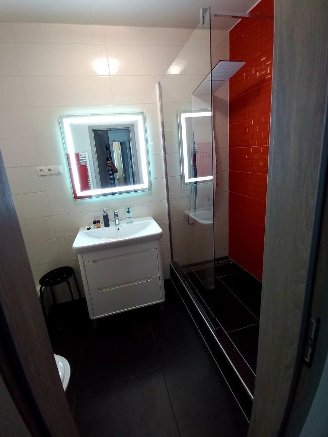 Buckingham Palace Apartman, Debrecen Eksteriør bilde