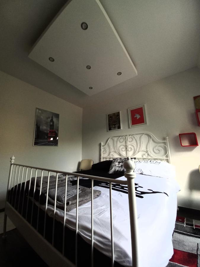 Buckingham Palace Apartman, Debrecen Eksteriør bilde